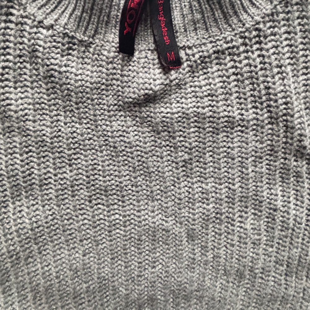 YOKI SWEATER - Picture 4 of 12